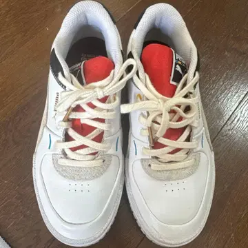 LIMITED Puma 스니커즈 화이트/레드/블랙 5 UK