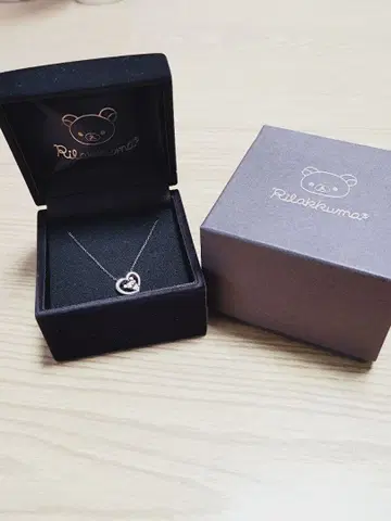 리락쿠마 하트형 펜던트 목걸이