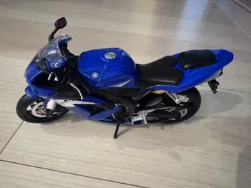 야마하 YZF-R1 모델 파랑 약 15cm
