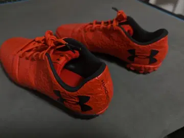 UNDER ARMOUR 언더아머 축구 트레이닝 슈즈