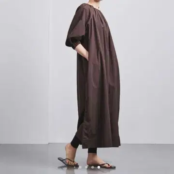 컨디션 최상 UNITED ARROWS 개더 원피스 브라운 롱