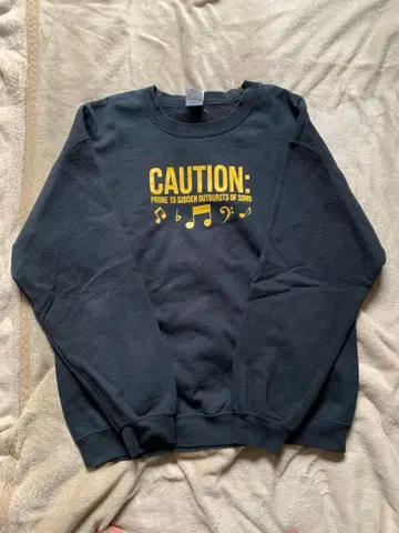 CAUTION: 음악 애호가를 위한 맨투맨