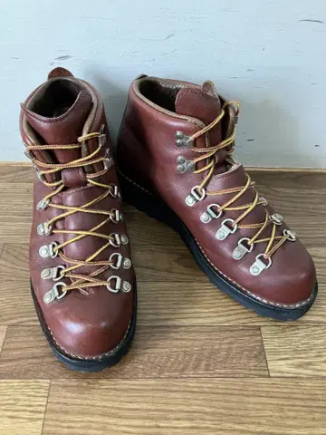 DANNER 대너 마운틴 라이트 30520 US7EE 브라운