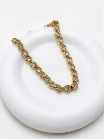 SWAROVSKI 팔찌 골드 큐빅 박스 포함