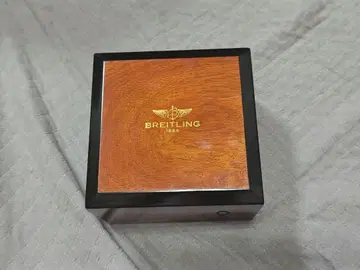브라이틀링 한정판 모델용 상자 크로노미터 인증서 포함