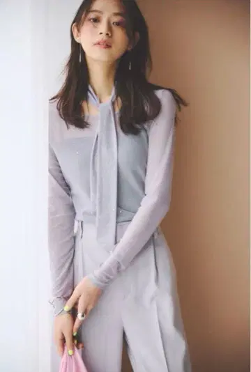 [노스탤지어] 비쥬 티셔츠 비쥬 블라우스 그레이 블라우스
