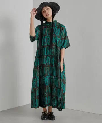 [SUM1 STYLE (스미스타일)] 반팔 플리츠 원피스