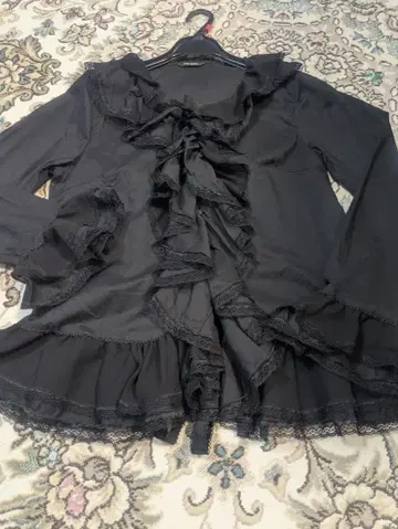 핑크하우스 프릴 프릴 블라우스 블랙 컨디션 최상