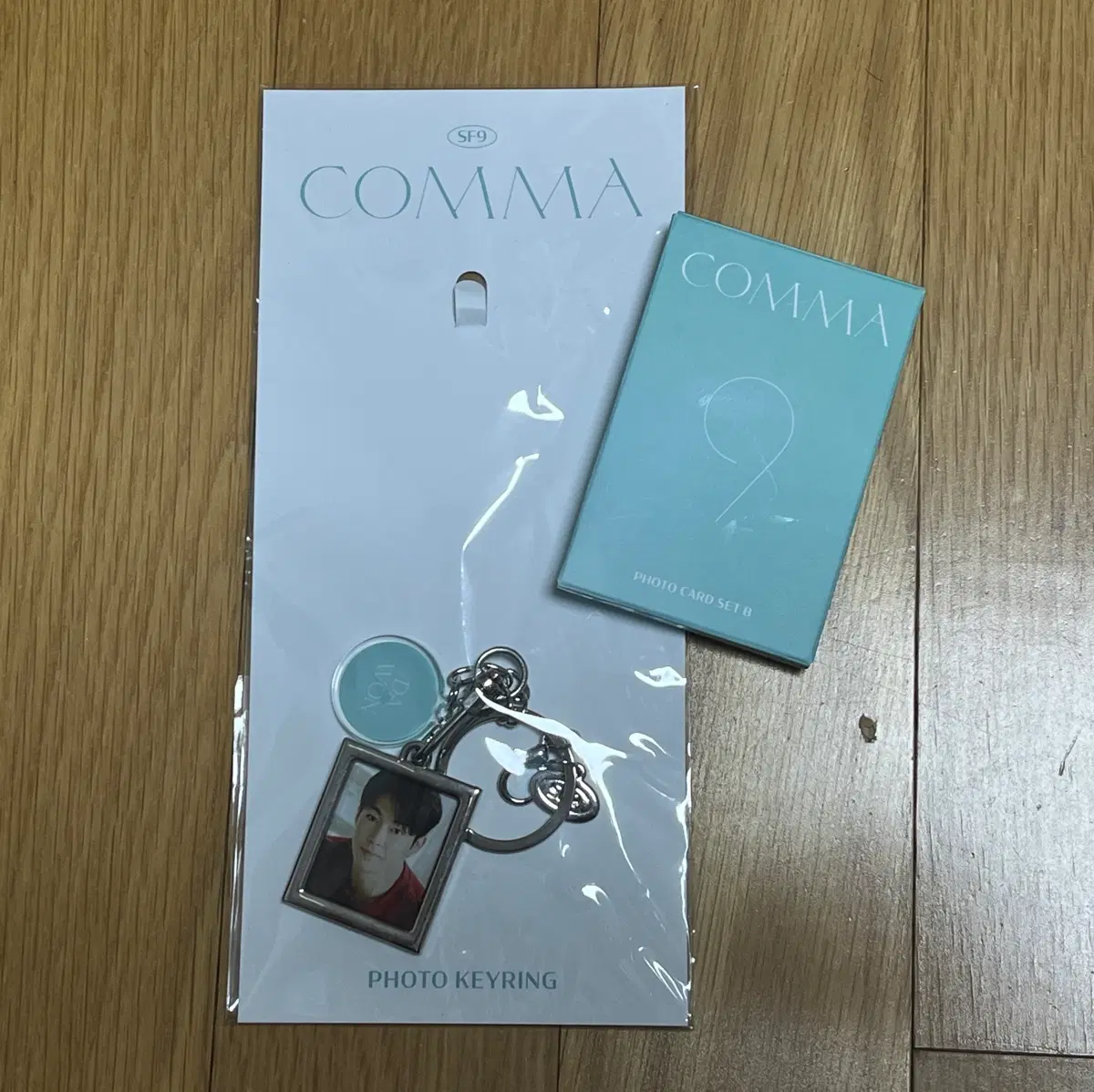 SF9 COMMA Dawon Keyring + All Members Poca Set (2 types)