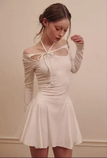 PAIN OR PLEASURE 페인오어플레저 오키드 원피스