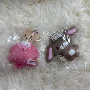 산리오 마스코트 봉제 인형 휘핑 크림 마롱 크림, 쿠로 우사