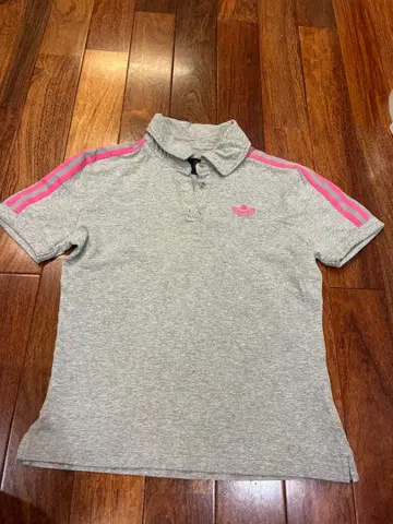 adidas 그레이 피케 셔츠 M 사이즈