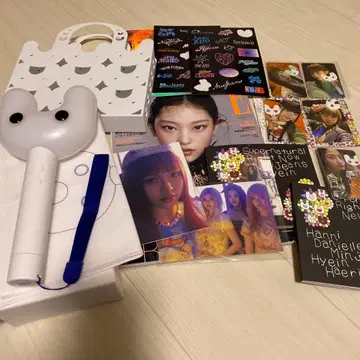 NewJeans 굿즈 세트 (개인 보관으로 인한 미세한 흠집 있음)