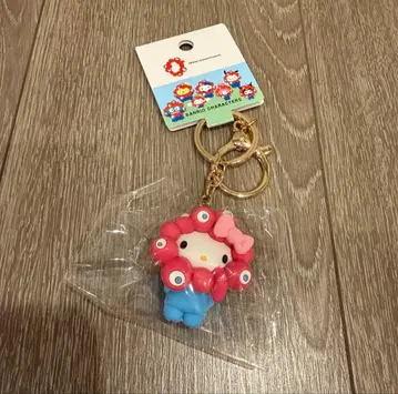 헬로키티 나리키리 미야쿠미야쿠 키링