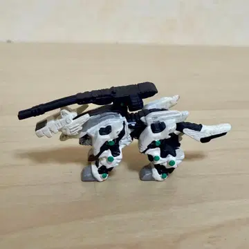 쾨니히 울프 조이드 컬렉션 ZOIDS 유진 가챠