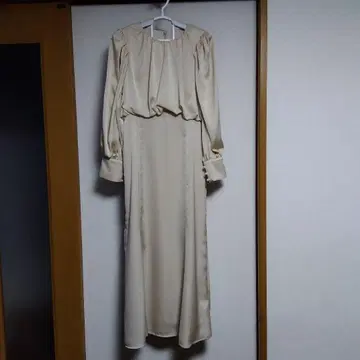 Acka 새틴 머메이드 원피스