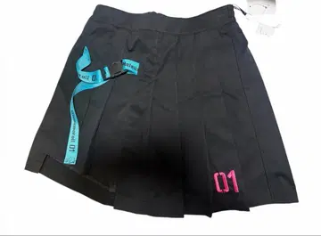 피아프로 하츠네 미쿠 시나몬 콜라보 치마바지 플리츠 지뢰 서브컬쳐