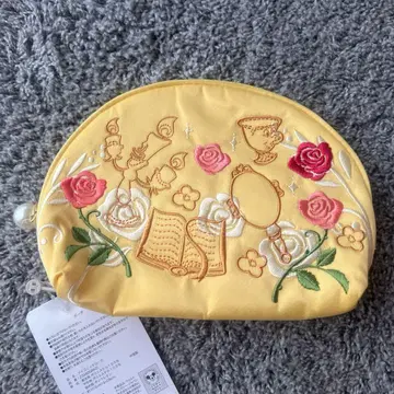 Beauty and the Beast 자수 파우치