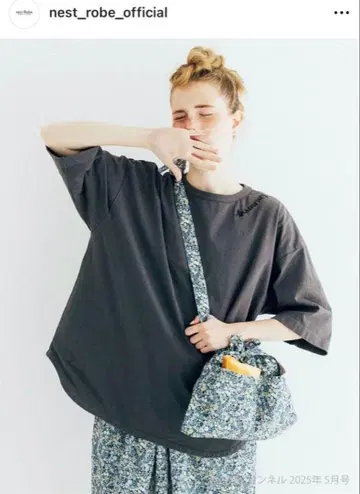 nest Robe [ UpcycleLino ] 도즈메 천축 자수 티