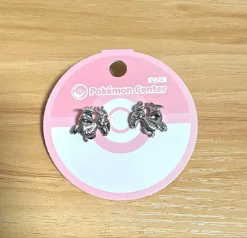 망나뇽 귀걸이 포켓몬 센터