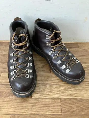 DANNER 다너마운틴라이트 30866 US7EE 브라운