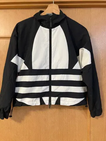 adidas 바람막이