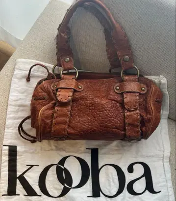 [ kooba ] 브라운 가죽 핸드백