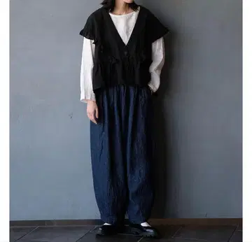 nest Robe 25 린넨 프릴 베스트