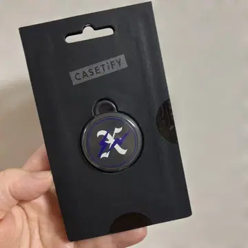 오늘 한정판 CASETiFY 로고 액세서리