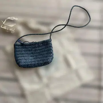 Dragon Diffusion 다크 블루 뜨개질 숄더백