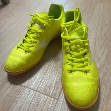 미즈노 MIZUNO 실내 풋살화 27.0cm