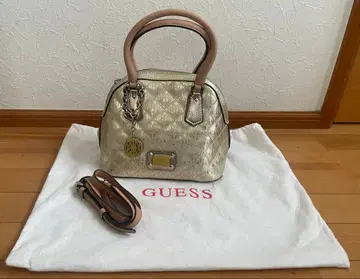 GUESS 골드 숄더백 (3)