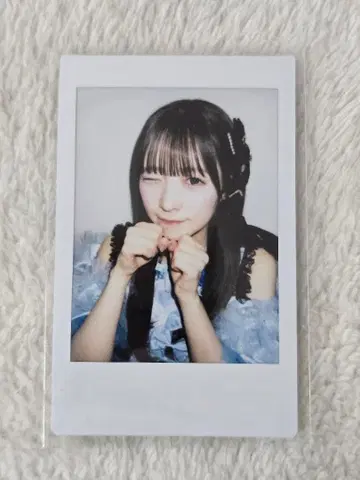 CUTIESTREET 우메다 미유 촬영 폴라로이드