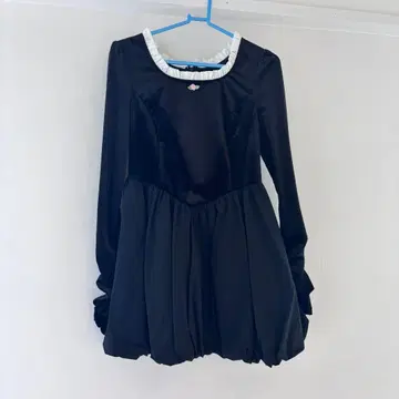 FiorForte 원피스 블랙 벌룬 스커트