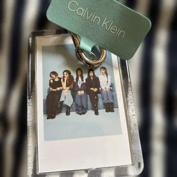 캘빈 클라인 공식 NewJeans 키링