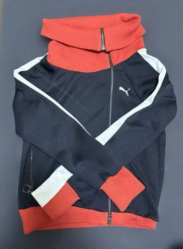 푸마 PUMA 트랙 자켓 저리 초레어 비대칭 빨간색 블랙