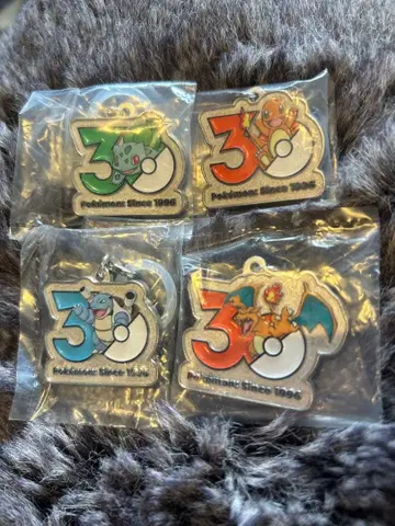 포켓몬 30주년 메탈 참 4개 세트 파이리 이상해씨 등