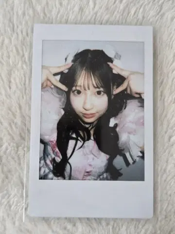 CUTIESTREET 사쿠라바 하루카 촬영 폴라로이드