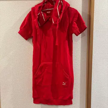 PUMA 후드 부착 레드 후드티