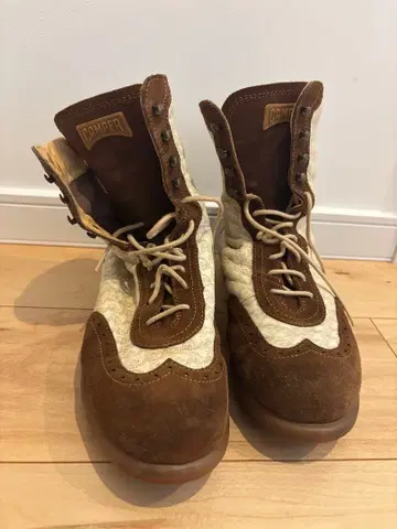 [새상품급] 캠퍼 CAMPER 레이스업 부츠 EU39 (약 24.5cm)