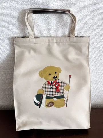 가격 인하 미사용 새상품 DAKS 곰 자수 토트백 베이지