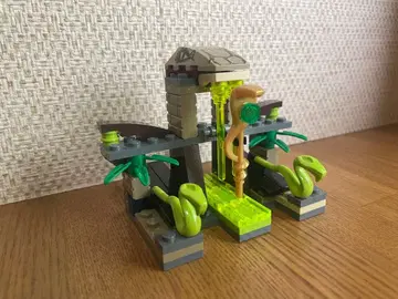 LEGO 닌자고 9440 베노마리 신사 건물만 미니 피규어 없음