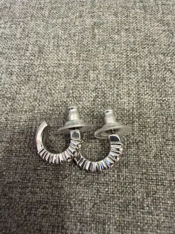 Swarovski 실버 후프 귀걸이