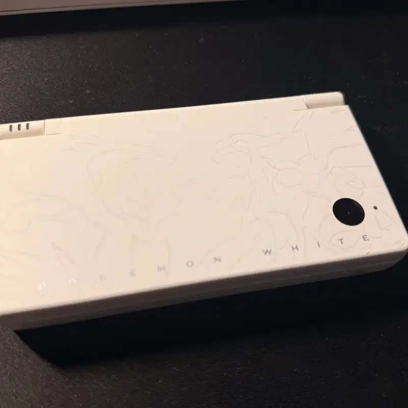 닌텐도 DSi 포켓몬 화이트 에디션