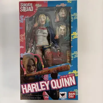 BANDAI SHFiguarts 할리 퀸 피규어