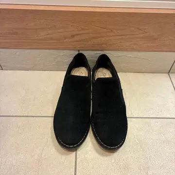 클락스 슬립온 24.5cm 스웨이드 블랙