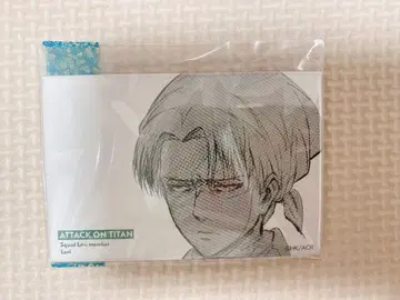 진격의 거인 리바이 스퀘어 캔뱃지 오소지 헤이쵸 WIT STUDIO