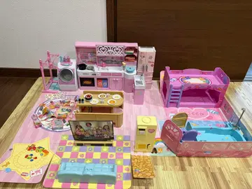 리카짱 하우스 유타리상 가구 포함