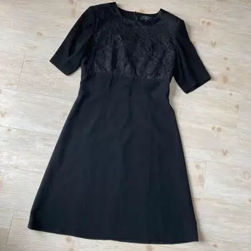 새상품급 ungaro 블랙 포멀 상복 원피스 레이스
