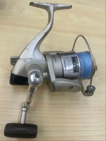 SHIMANO TWIN POWER XT 8000 낚시릴